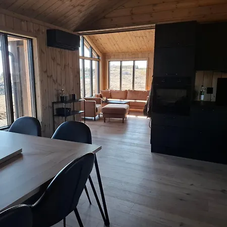 Helt Ny Og Flott Sentralt Pa Lifjell