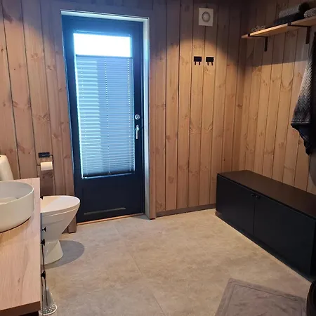 Helt Ny Og Flott Sentralt Pa * Lifjell